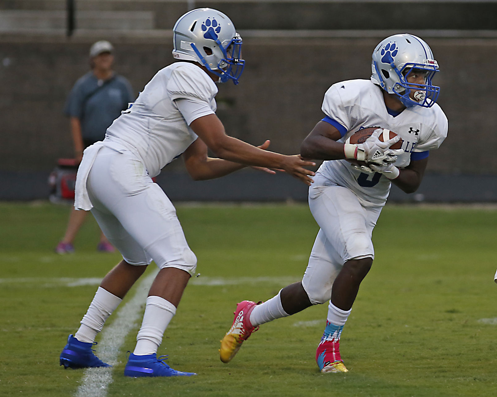 Hickory vs. statesville (16).jpg